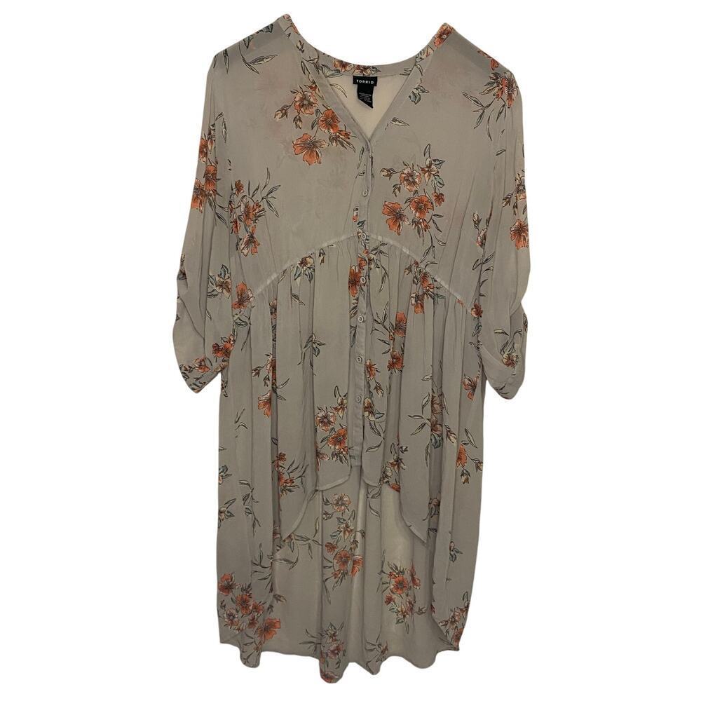 TORRID Lexie Tunic 3X Gray Floral Chiffon Hi-Lo Babydoll Button Fairy Whimsical